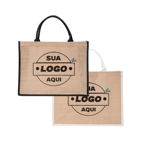 Sacola ecológica confeccionada em juta com alças costuradas na parte interna.
Altura :  35 cm
Largura :  45 cm
Profundidade :  16 cm
Comprimento :  Alça: 44 cm
Medidas aproximadas para gravação (CxL):  29 cm x 41 cm
